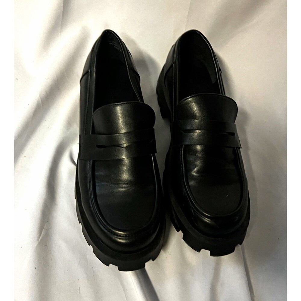 Dream Pairs Women’s Black Slip-On Loafer Flats Faux Leather Chunky Sole 11
